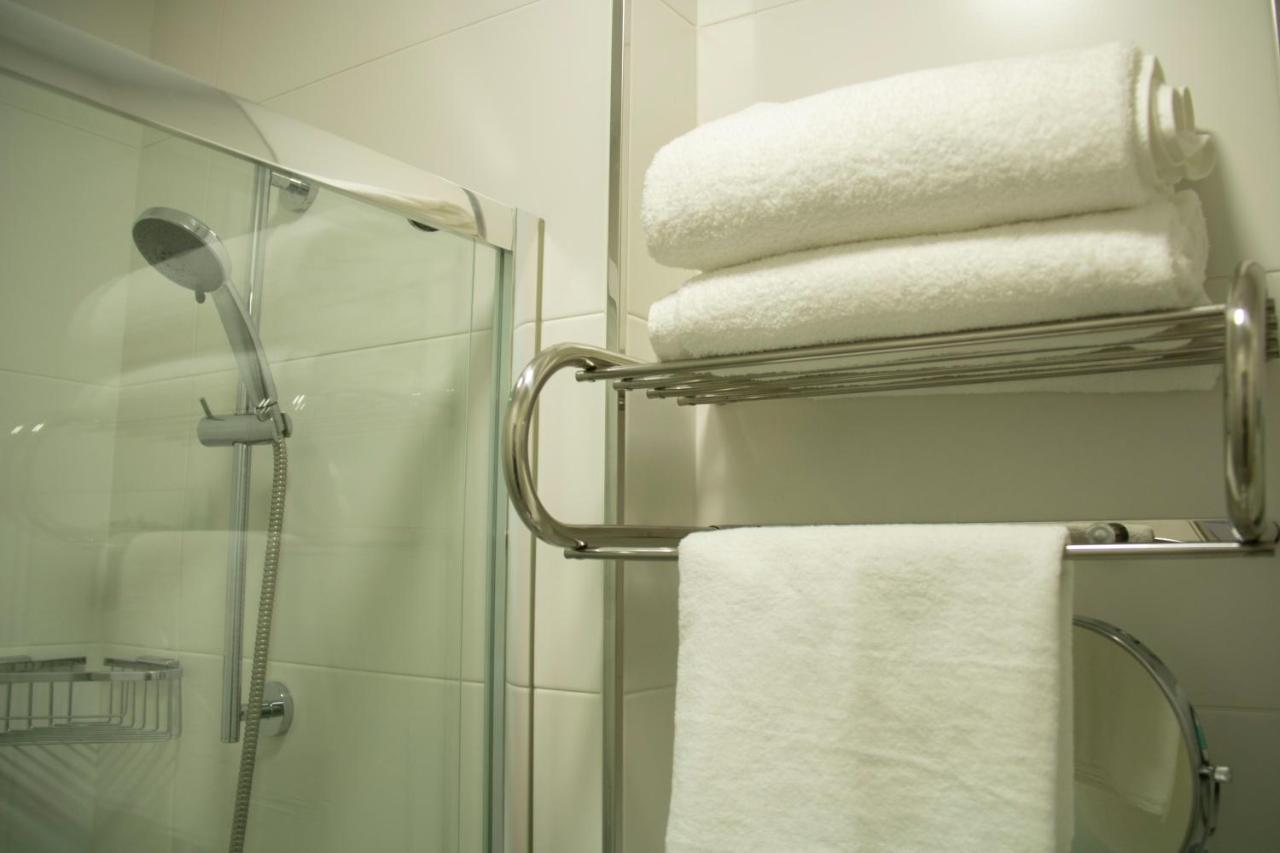 Budget Double Room,1098890901:JPEG