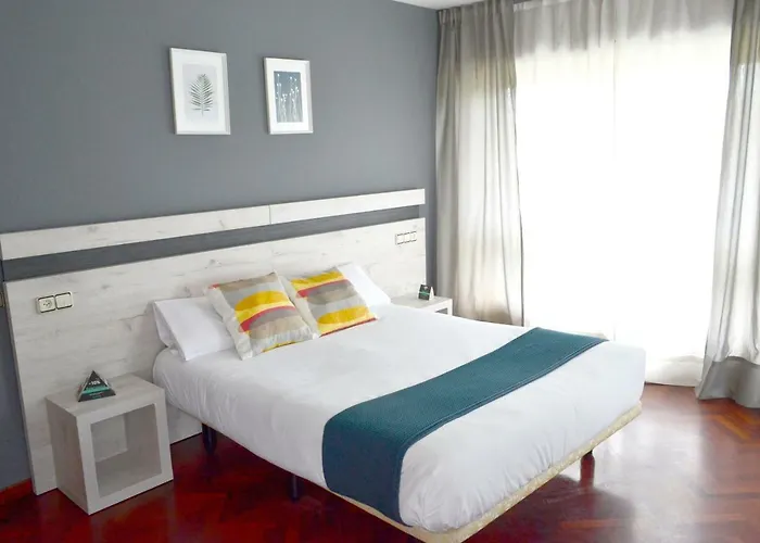 Alda Puerta CoruñaHostal